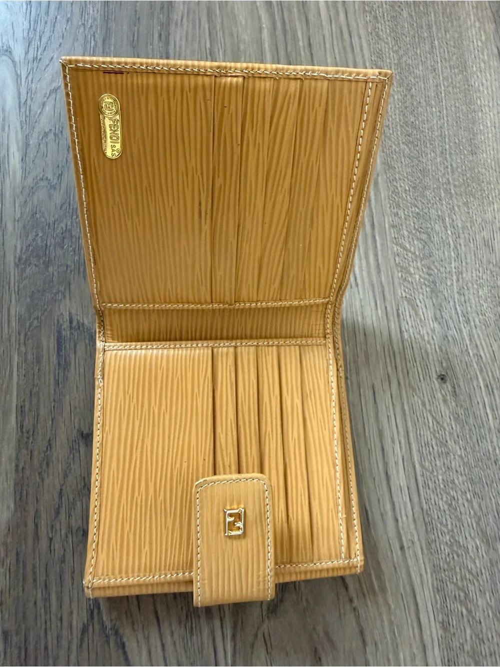 Fendi Textured Leather Wallet Set - Picture 10 of 15